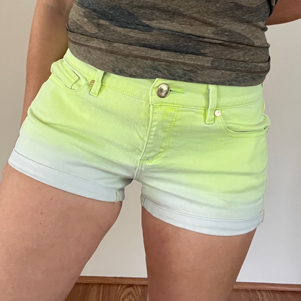 Juicy Couture‎ Jean Shorts Womens 28 Neon Ombré 
Denim Cotton